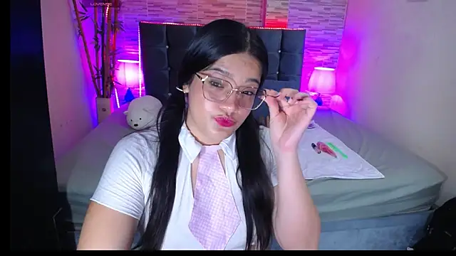 Valeri hot22 online show from May 2026 09:11:02 PM