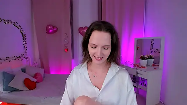 Snapshot of Ariadna_Shy chatting on February 2025 01:31:02 AM Ariadna Shy online show from February 2025 01:31:02 AM