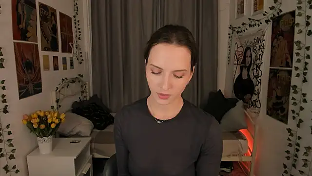 Snapshot of Ariadna_Shy chatting on September 2025 01:48:02 PM Ariadna Shy online show from September 2025 01:48:02 PM