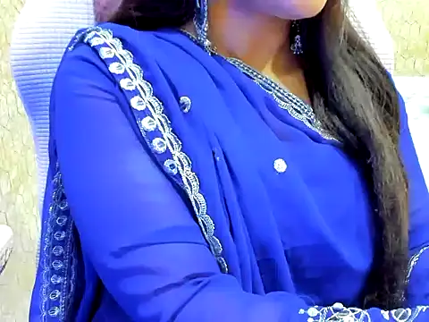 Snapshot of DimondGirl_ chatting on March 2026 08:59:01 PM DimondGirl online show from March 2026 08:59:01 PM