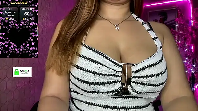 DimondGirl  online show from July 2026 07:16:01 PM