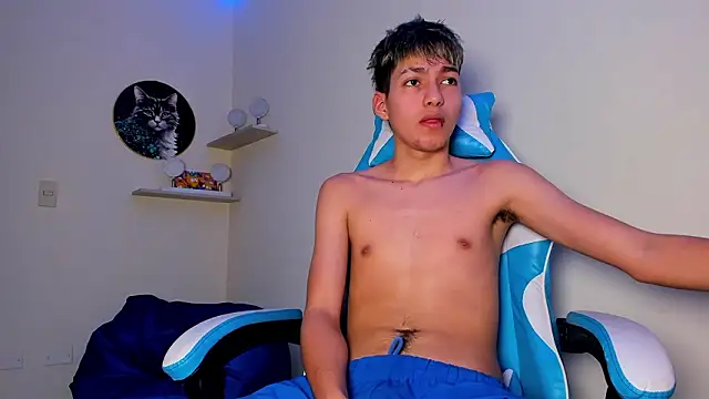 Snapshot of harry_jonshon69 chatting on February 2026 01:07:01 PM harry jonshon69 online show from February 2026 01:07:01 PM