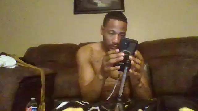 Snapshot of KingDes55 chatting on January 2026 12:42:02 PM KingDes55 online show from January 2026 12:42:02 PM