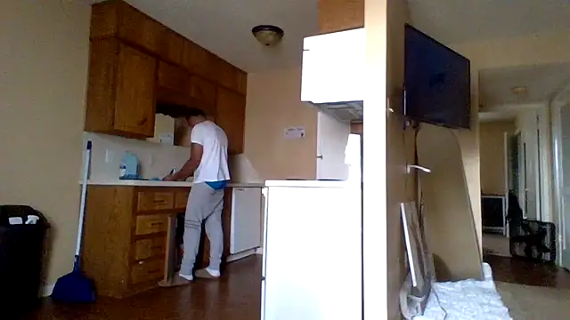 Snapshot of KingDes55 chatting on February 2026 03:50:01 PM KingDes55 online show from February 2026 03:50:01 PM