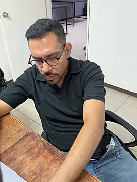 AdrianGarcia89 online show from May 2026 01:56:01 AM