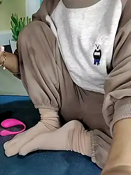 Snapshot of hi-miki chatting on January 2026 02:58:02 AM hi-miki online show from January 2026 02:58:02 AM