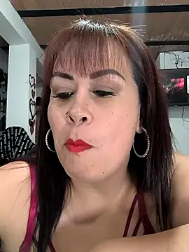 Natymendoza998 online show from May 2026 10:51:02 PM