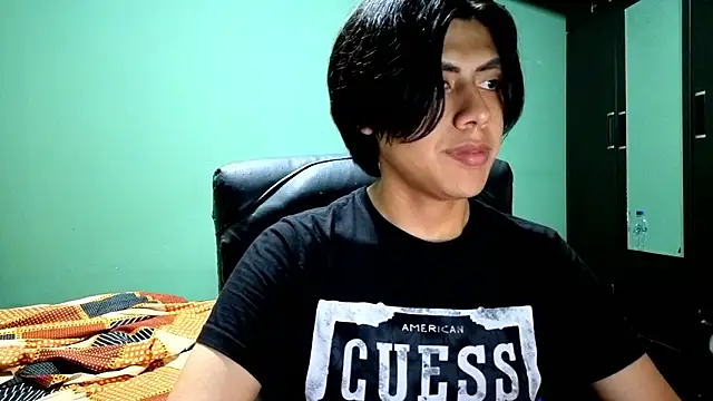 gaspar137 online show from February 2026 03:39:01 AM