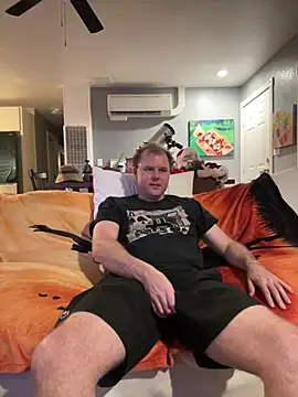 Studmuffin4you online show from January 2026 03:00:02 AM