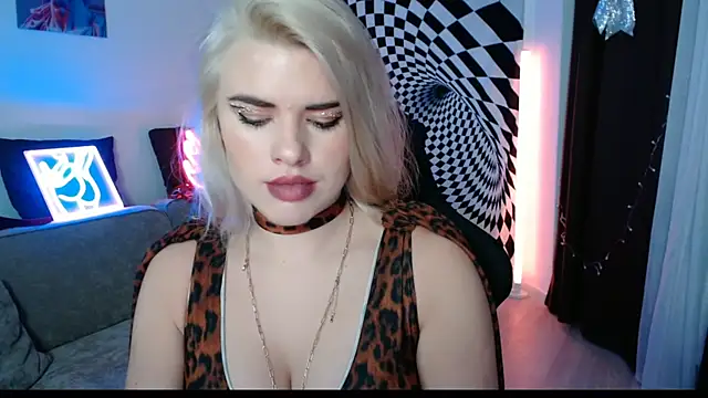 Ariana Saint online show from January 2026 03:05:01 PM