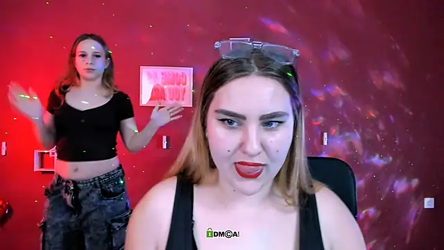 Snapshot of dina_bloom_ chatting on February 2026 07:45:02 PM dina bloom online show from February 2026 07:45:02 PM