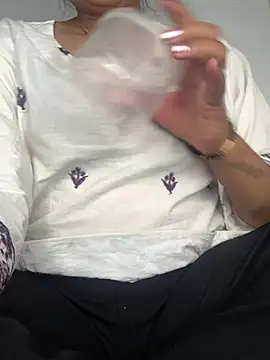 Snapshot of missmisha01 chatting on January 2026 02:53:02 PM missmisha01 online show from January 2026 02:53:02 PM