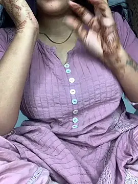 Snapshot of missmisha01 chatting on February 2026 03:10:01 AM missmisha01 online show from February 2026 03:10:01 AM