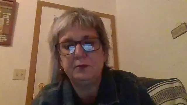 becky1111 online show from May 2026 04:29:02 AM