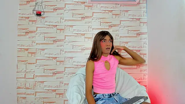 Snapshot of tiffanyy_777 chatting on January 2026 02:22:02 PM tiffanyy 777 online show from January 2026 02:22:02 PM