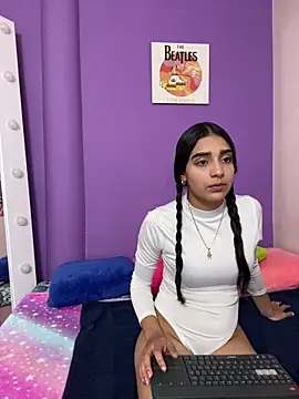 Snapshot of Max_MyMelody chatting on March 2026 08:26:01 PM Max MyMelody online show from March 2026 08:26:01 PM