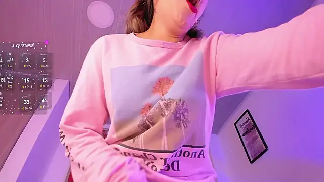 Snapshot of Violet_Blazee chatting on January 2026 10:42:02 AM Violet Blazee online show from January 2026 10:42:02 AM