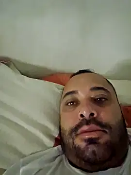 Snapshot of drlluis chatting on December 2025 08:12:02 AM drlluis online show from December 2025 08:12:02 AM