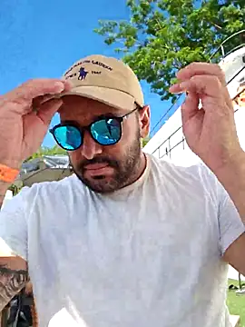 Snapshot of drlluis chatting on January 2026 06:46:01 PM drlluis online show from January 2026 06:46:01 PM