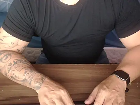 Snapshot of drlluis chatting on February 2026 04:54:01 PM drlluis online show from February 2026 04:54:01 PM