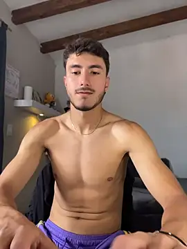 LIAM COLT online show from July 2026 07:02:02 PM