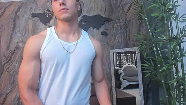 Snapshot of Noah_Clarkk chatting on February 2026 11:44:02 PM Noah Clarkk online show from February 2026 11:44:02 PM