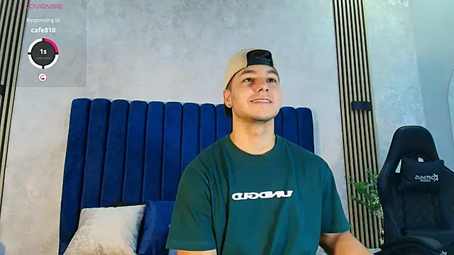 Noah Clarkk online show from May 2026 05:41:01 PM