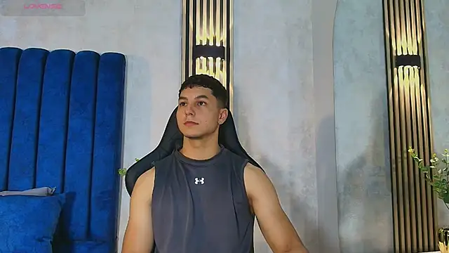 Noah Clarkk online show from May 2026 05:32:01 PM