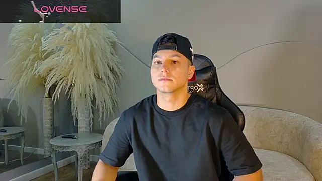 Noah Clarkk online show from July 2026 05:34:01 PM