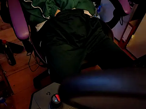 Snapshot of Gay-Versaut chatting on March 2026 07:15:02 PM Gay-Versaut online show from March 2026 07:15:02 PM