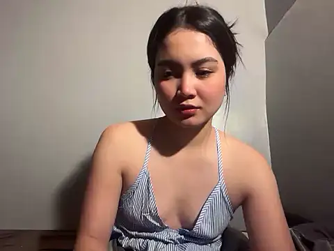 Nanalicious 69 online show from April 2026 09:01:02 PM