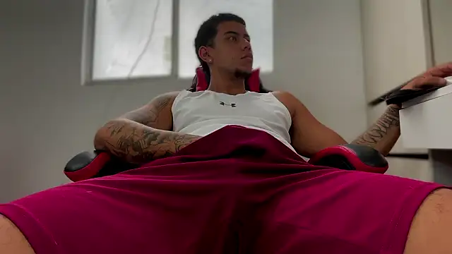 Snapshot of Jeyzd25 chatting on February 2026 01:43:01 PM Jeyzd25 online show from February 2026 01:43:01 PM