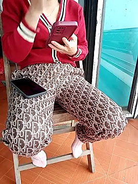 Sweet-Berryy online show from December 2025 02:07:02 AM