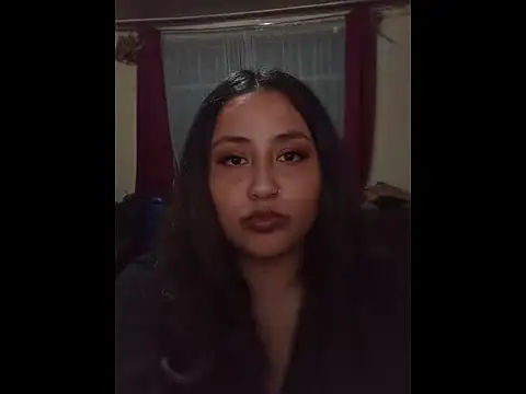 Snapshot of Karrrmika chatting on April 2026 04:57:02 AM Karrrmika online show from April 2026 04:57:02 AM