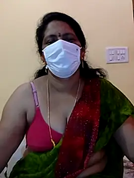 Snapshot of telugutrisha chatting on February 2026 06:42:01 PM telugutrisha online show from February 2026 06:42:01 PM