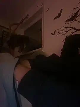 Snapshot of LienalWarplane chatting on March 2026 12:26:02 AM LienalWarplane online show from March 2026 12:26:02 AM