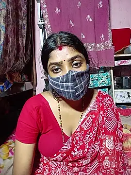 Snapshot of villSunrise chatting on February 2026 05:43:01 PM villSunrise online show from February 2026 05:43:01 PM