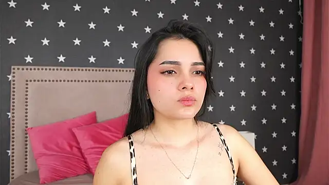 Snapshot of RaquellStar chatting on February 2026 07:50:01 AM RaquellStar online show from February 2026 07:50:01 AM