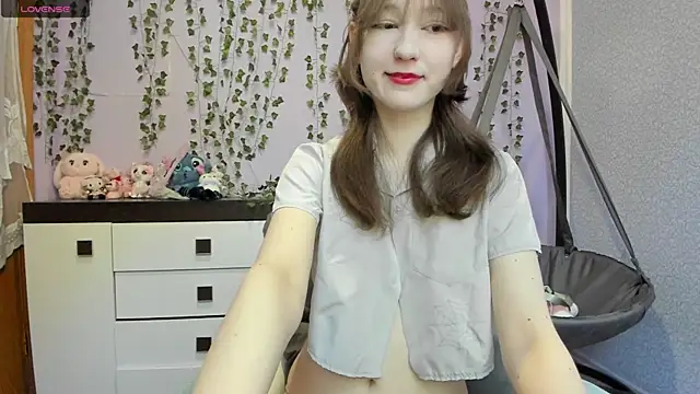 Yoonhee ki online show from May 2026 03:07:02 PM