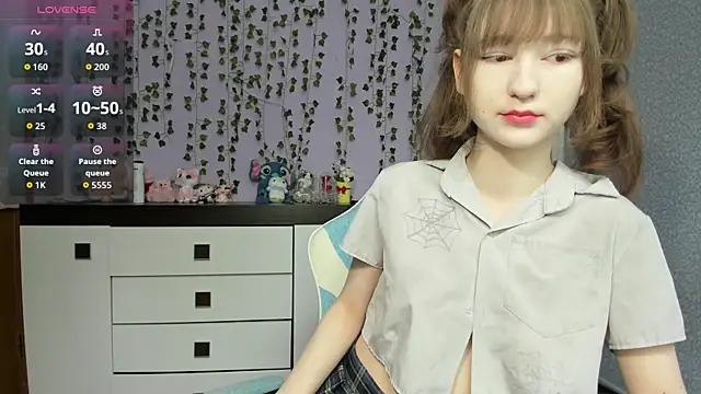 Yoonhee ki online show from May 2026 11:42:02 AM