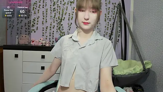 Yoonhee ki online show from June 2026 02:23:01 PM