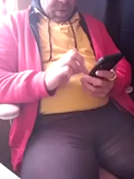 Snapshot of Michaelo666 chatting on December 2025 09:27:01 AM Michaelo666 online show from December 2025 09:27:01 AM