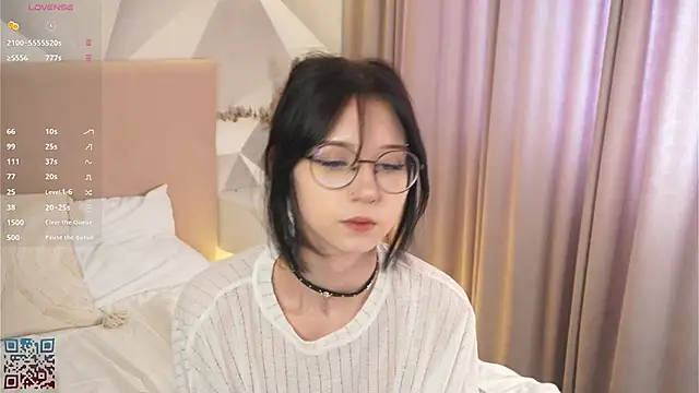 DeliaLoma online show from March 2026 06:25:01 AM