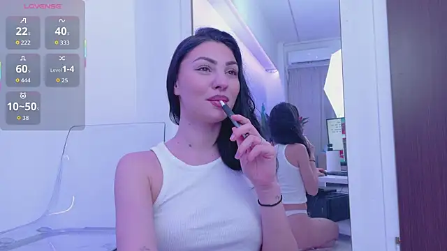 Snapshot of Baby_Ava_ chatting on January 2026 08:25:02 PM Baby Ava online show from January 2026 08:25:02 PM