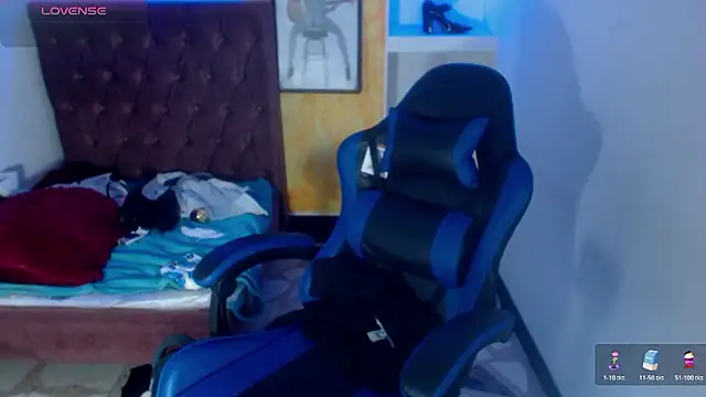 Snapshot of dolly_boob chatting on January 2026 05:33:01 AM dolly boob online show from January 2026 05:33:01 AM