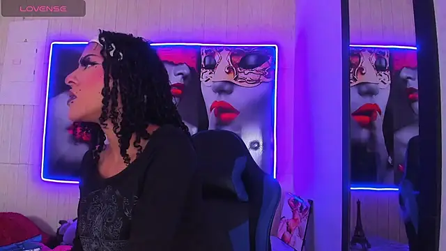 Snapshot of dolly_boob chatting on February 2026 04:17:02 AM dolly boob online show from February 2026 04:17:02 AM