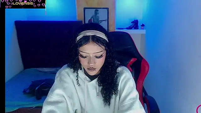 Snapshot of dolly_boob chatting on February 2026 04:38:01 AM dolly boob online show from February 2026 04:38:01 AM