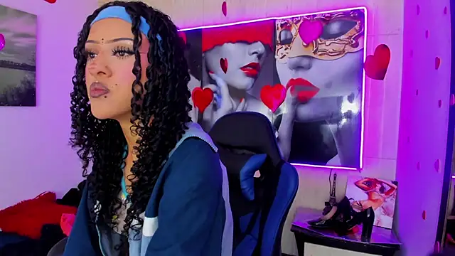 Snapshot of dolly_boob chatting on February 2026 04:09:01 AM dolly boob online show from February 2026 04:09:01 AM