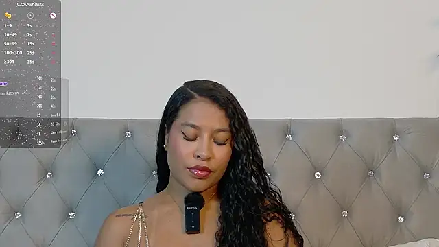 Snapshot of izzybelmonth12 chatting on January 2026 08:22:02 PM izzybelmonth12 online show from January 2026 08:22:02 PM