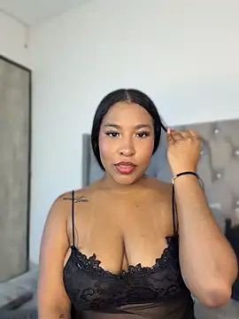 izzybelmonth12 online show from April 2026 08:57:02 PM